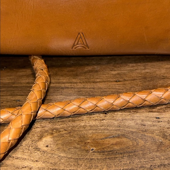 ABLE AUORA CROSSBODY BAG | GENUINE LEATHER - Picture 12 of 14